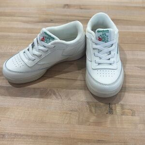 NWOT boys sneakers